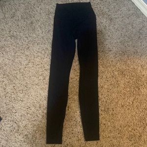 Lululemon- (like new) no tears or snags, smoke free home